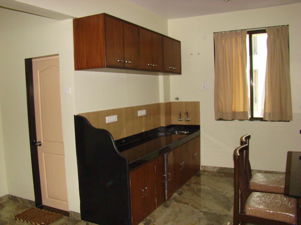Hira Laxmi Residency Alibag Bagian luar foto